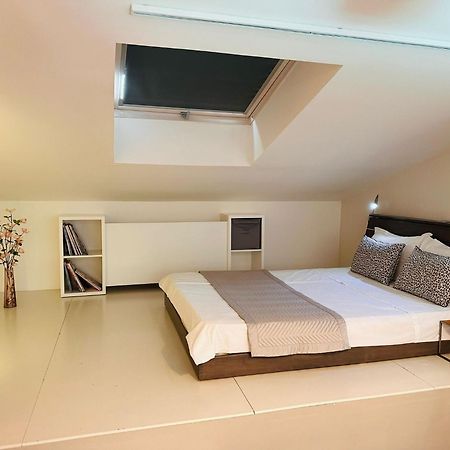 Studio Avec Loggia, Piscine Et Parking 몽트페리에르쉬르레즈 외부 사진